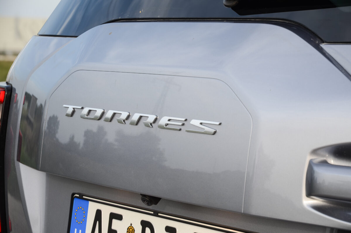 SSANGYONG TORRES
