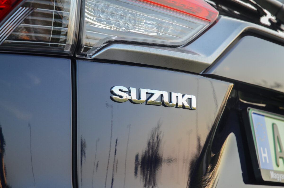 SUZUKI ACROSS