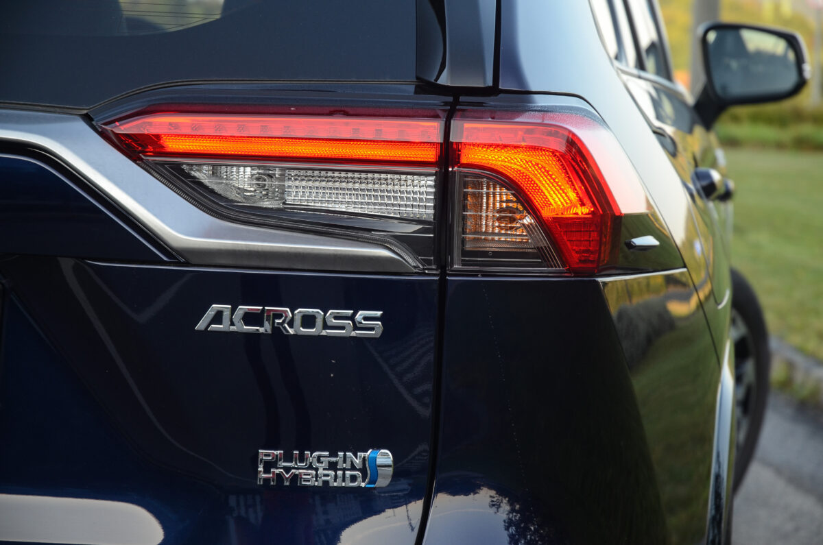 SUZUKI ACROSS