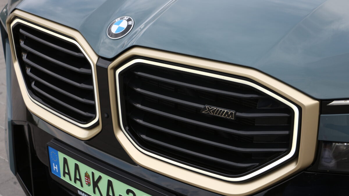 BMW XM