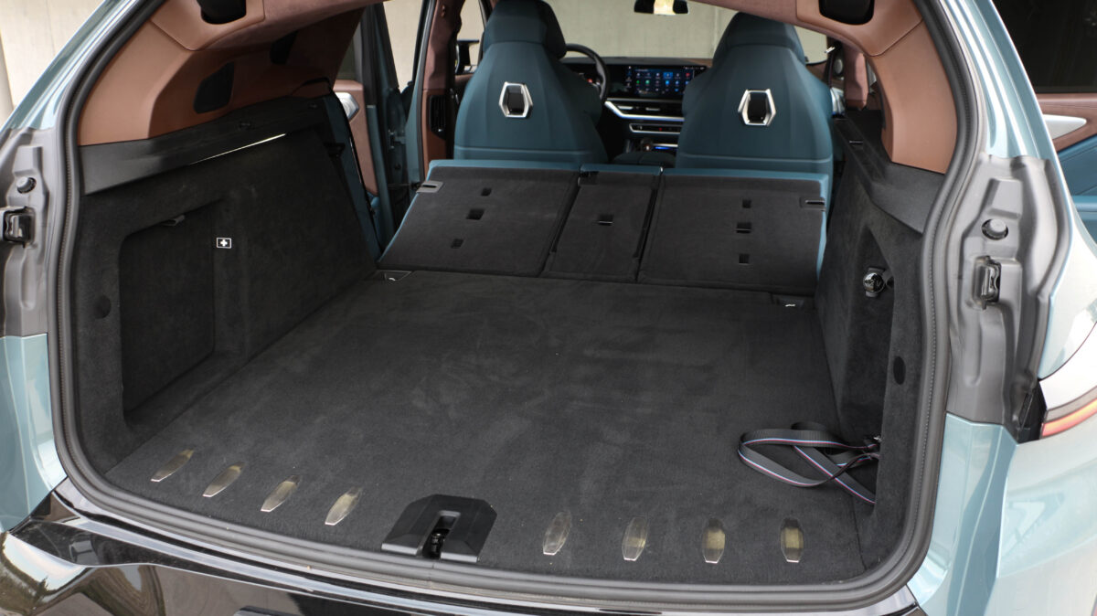 BMW XM