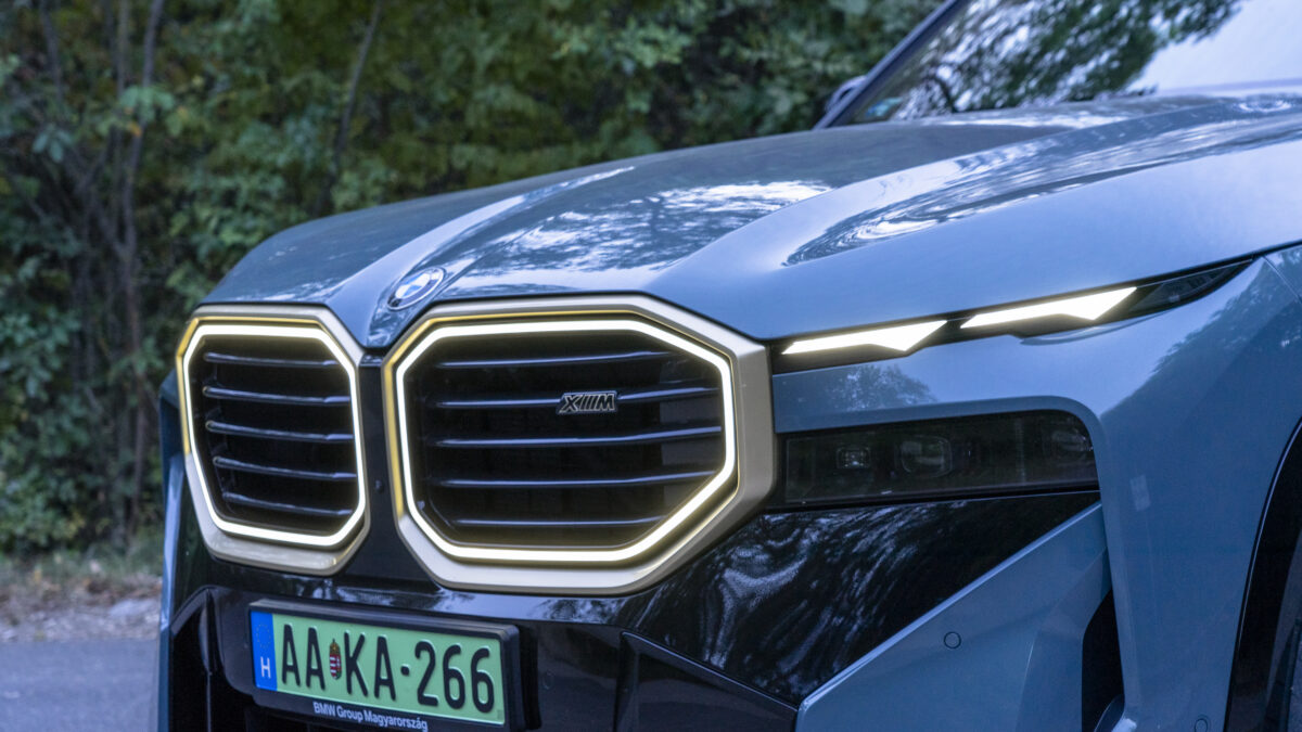 BMW XM