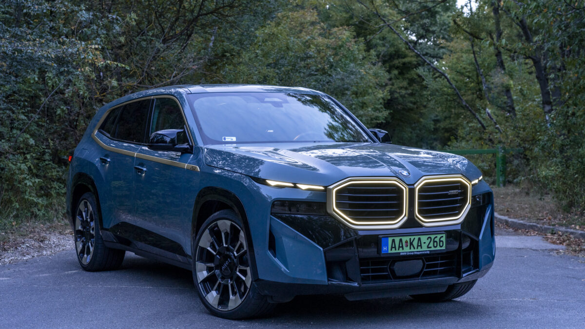 BMW XM