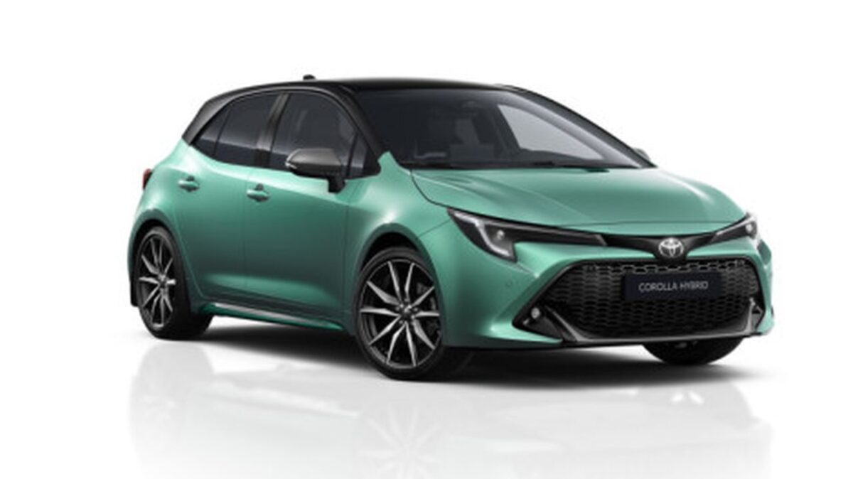 TOYOTA COROLLA