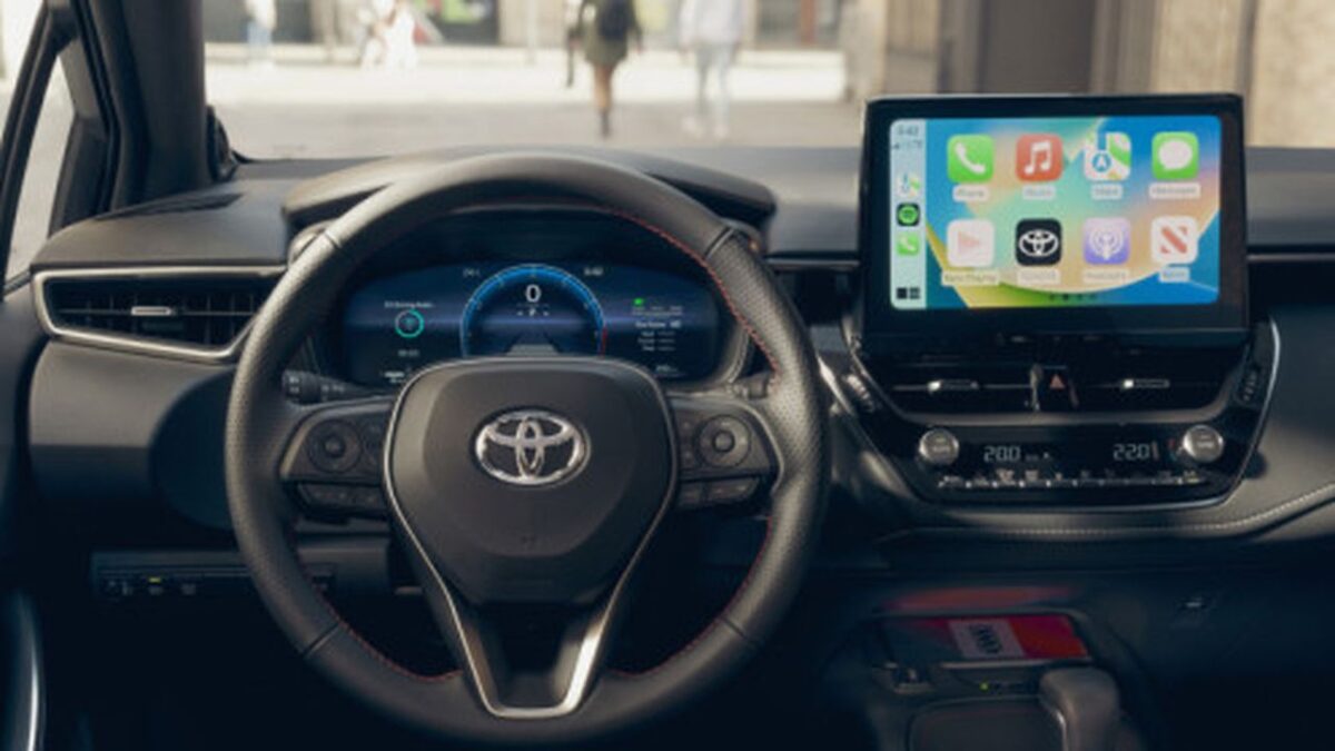 TOYOTA COROLLA
