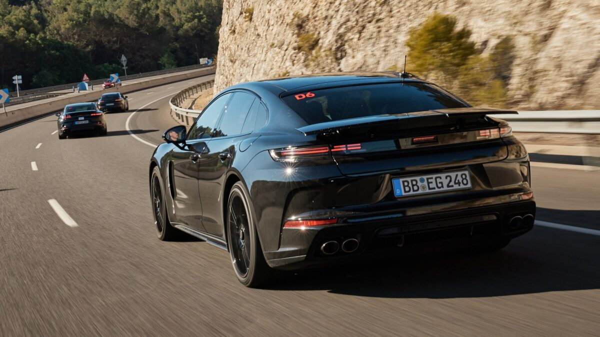 PORSCHE