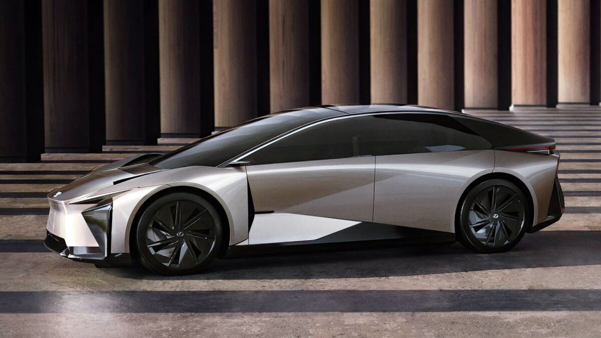 LEXUS