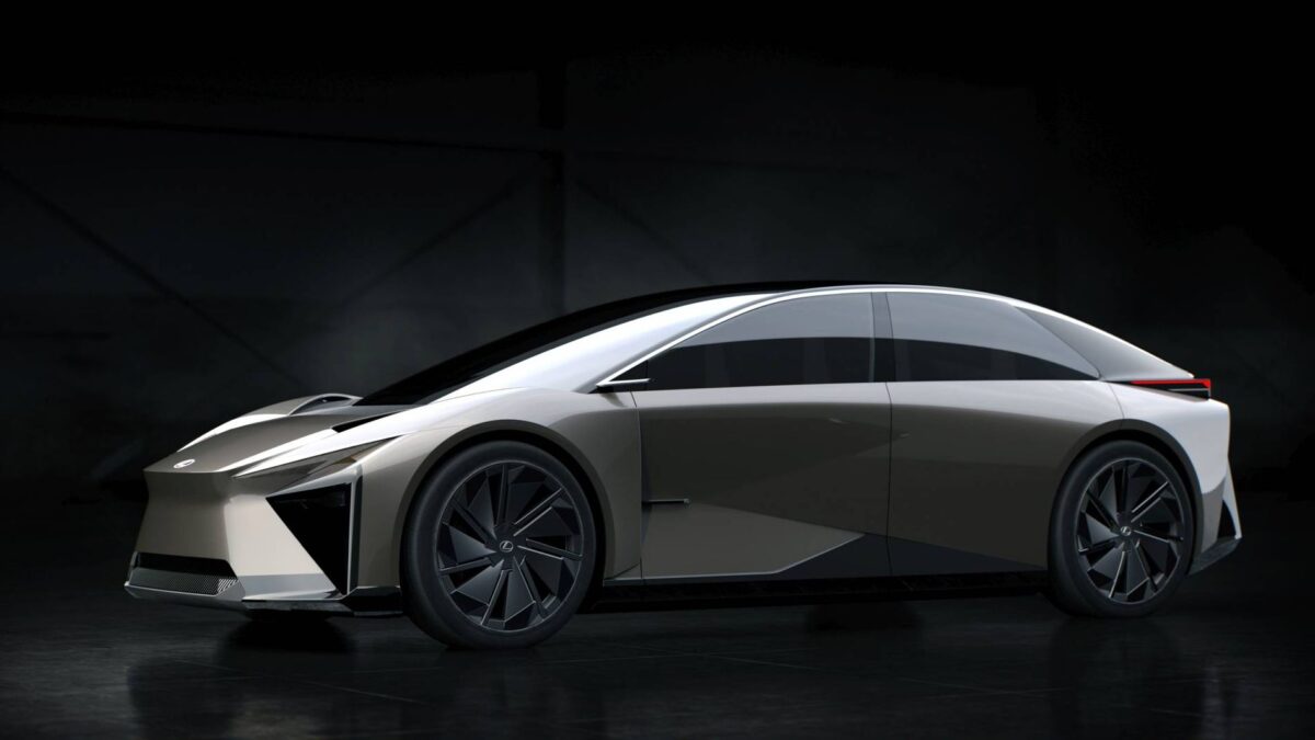 LEXUS