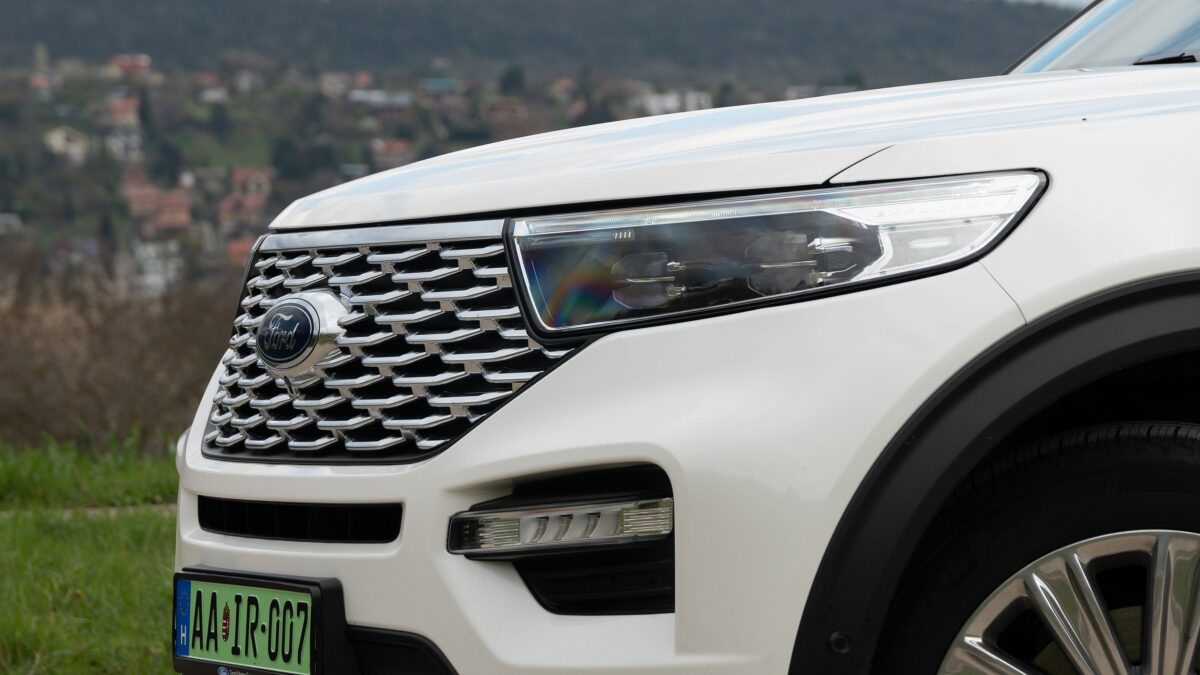 FORD