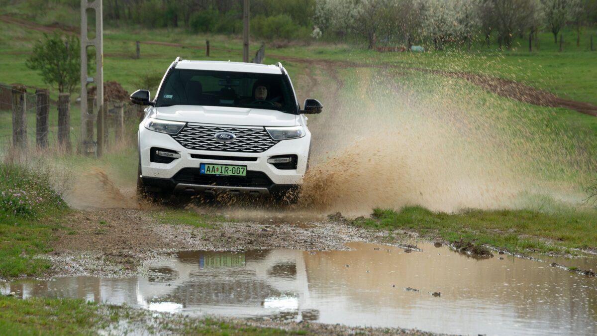FORD