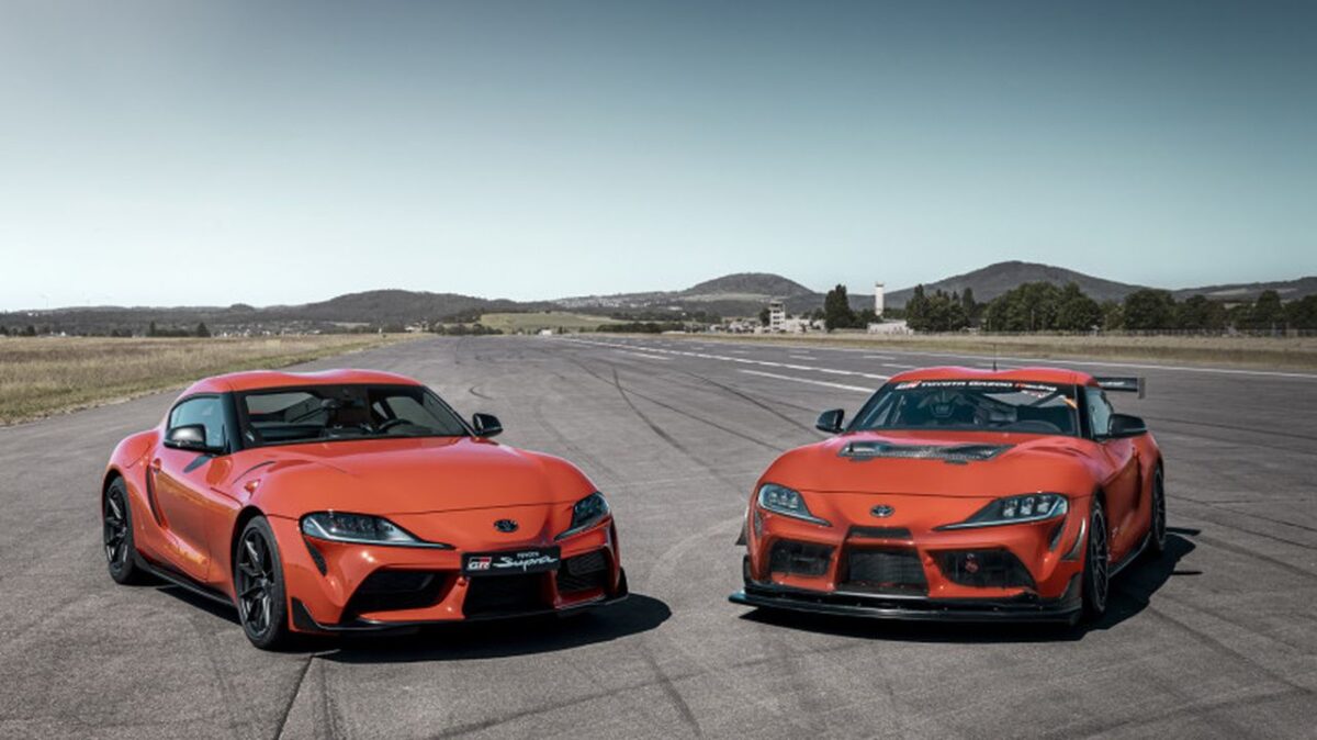 TOYOTA SUPRA
