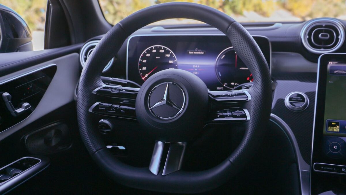 MERCEDES-BENZ GLC-OSZTÁLY
