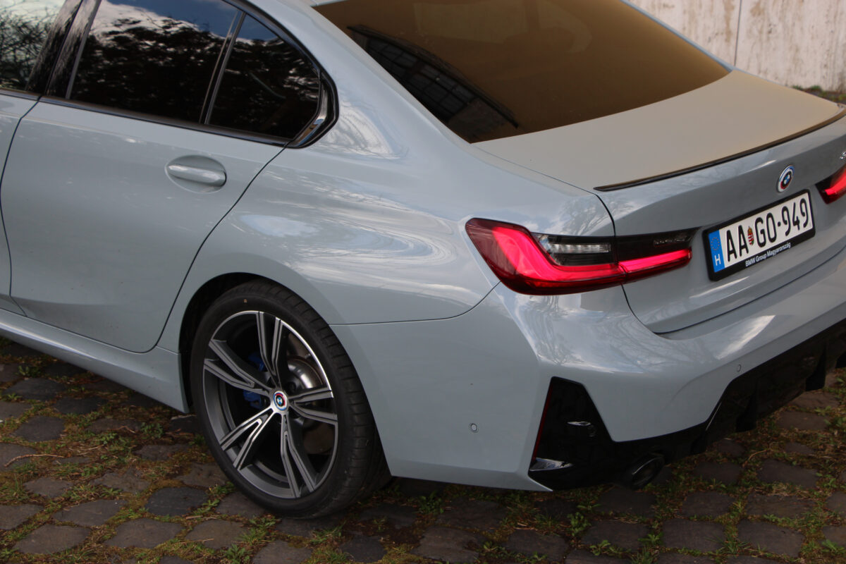 BMW
