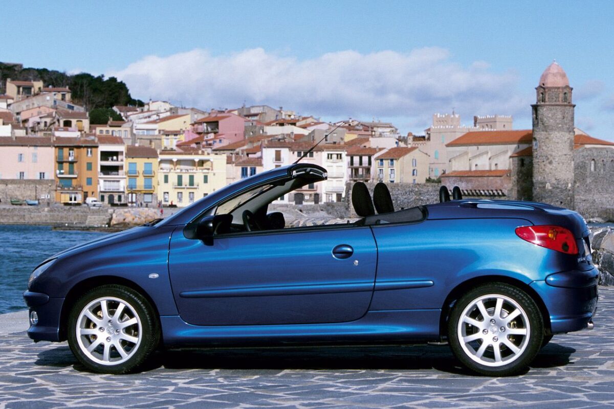 PEUGEOT