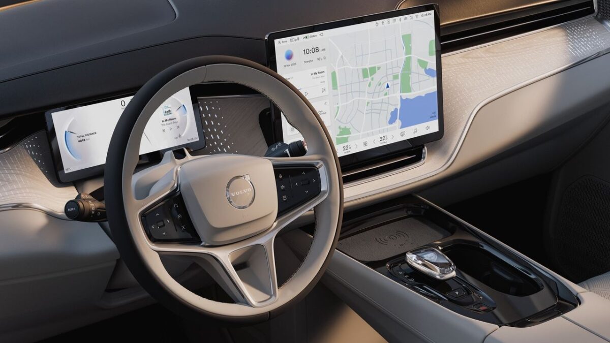 VOLVO