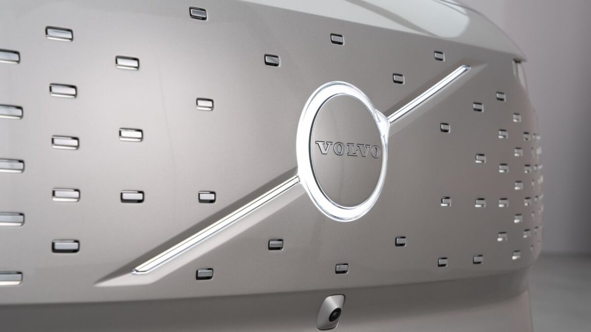 VOLVO