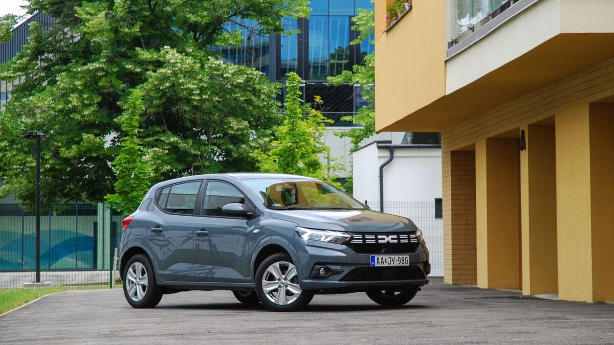 DACIA SANDERO