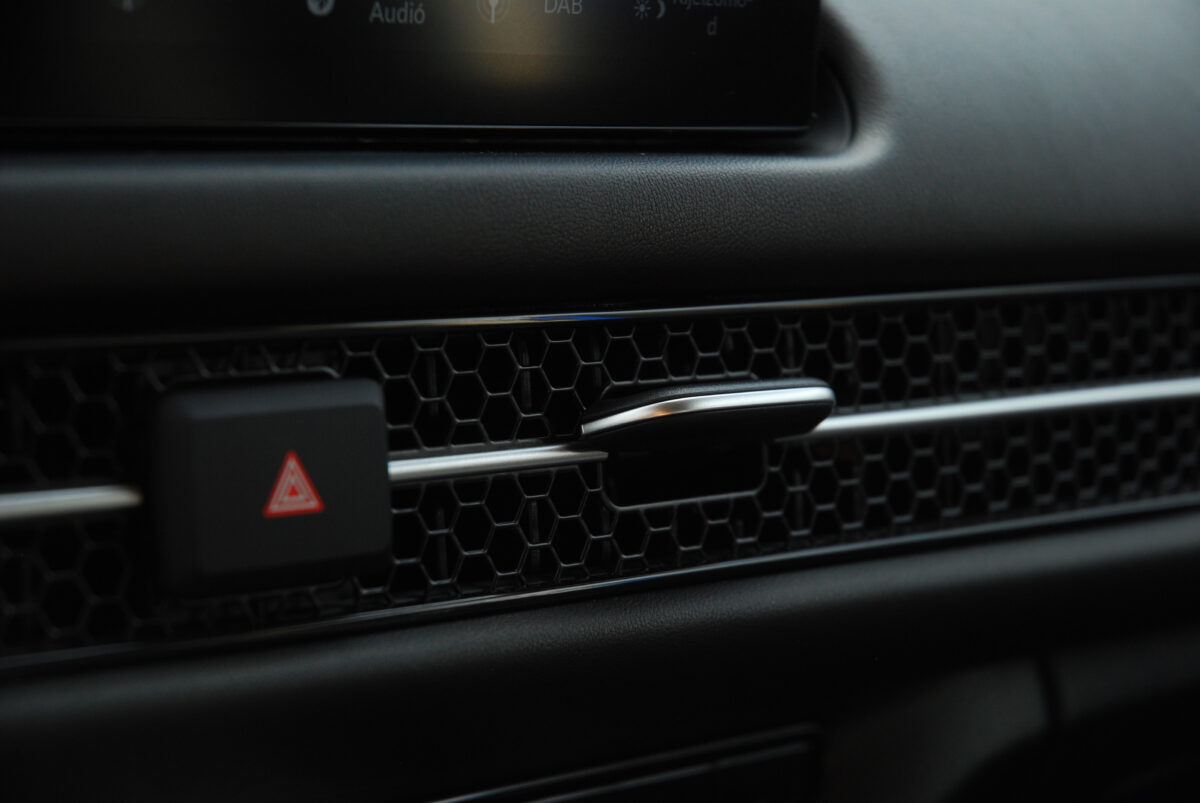 HONDA ZR-V