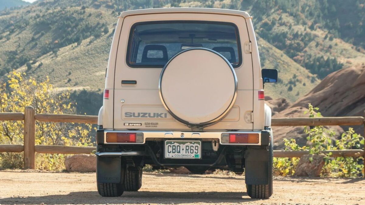 SUZUKI SJ SAMURAI