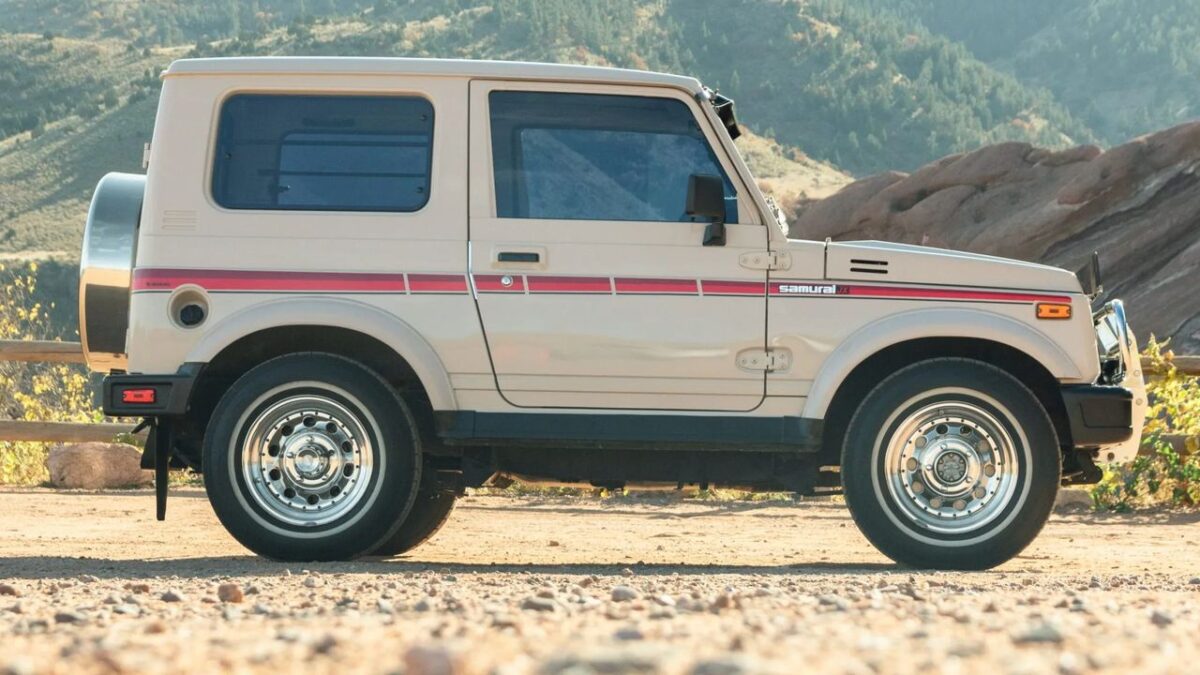 SUZUKI SJ SAMURAI
