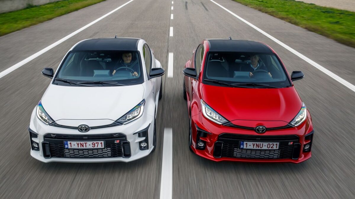 TOYOTA YARIS