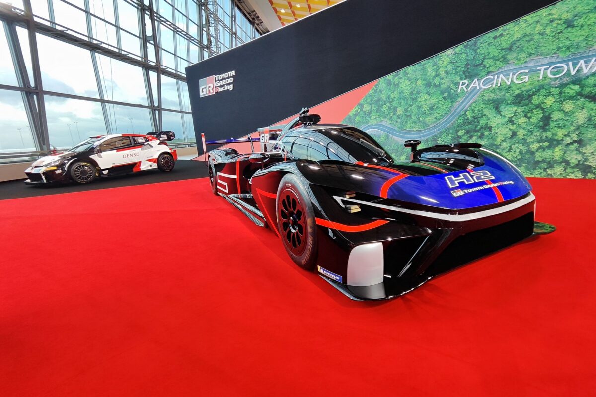 TOYOTA