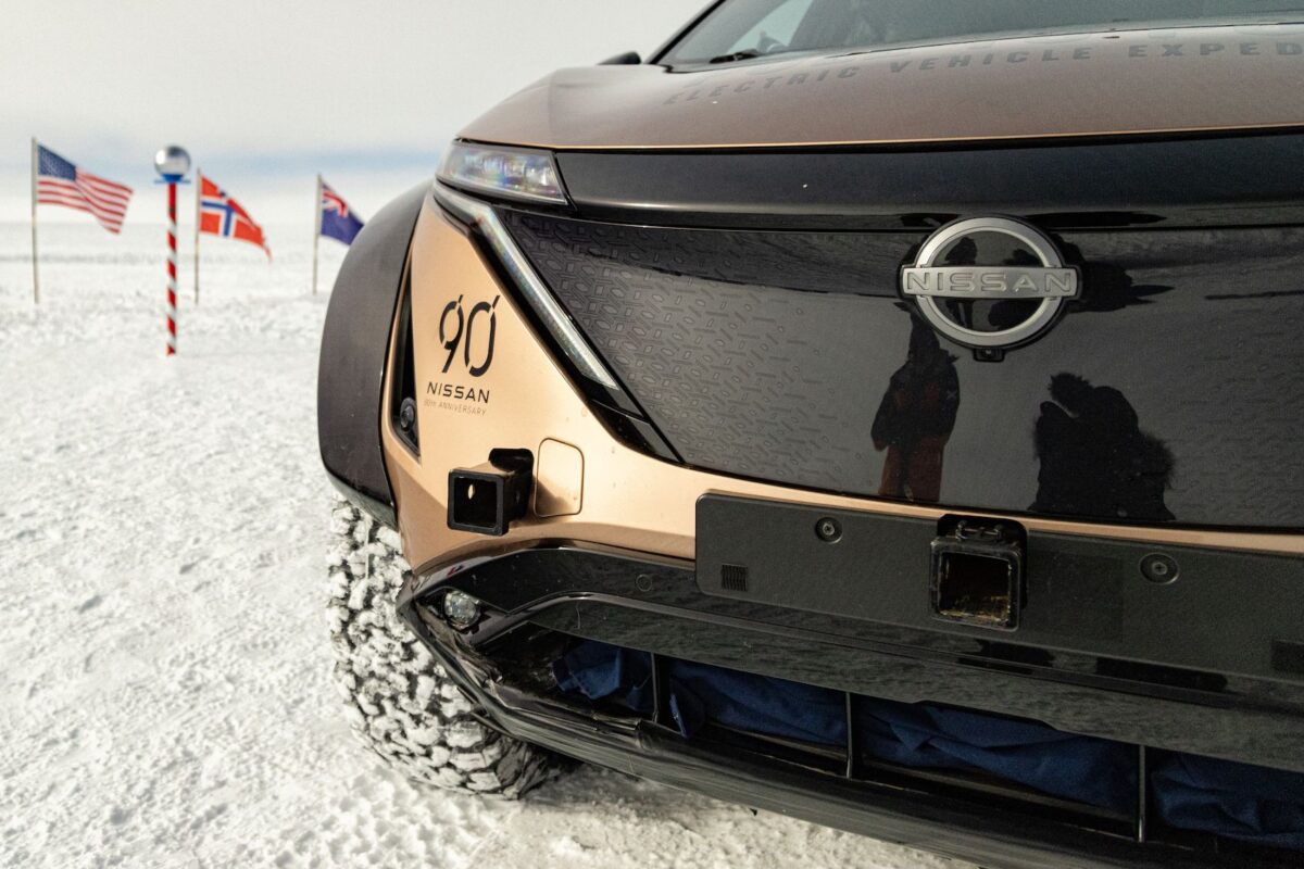 NISSAN