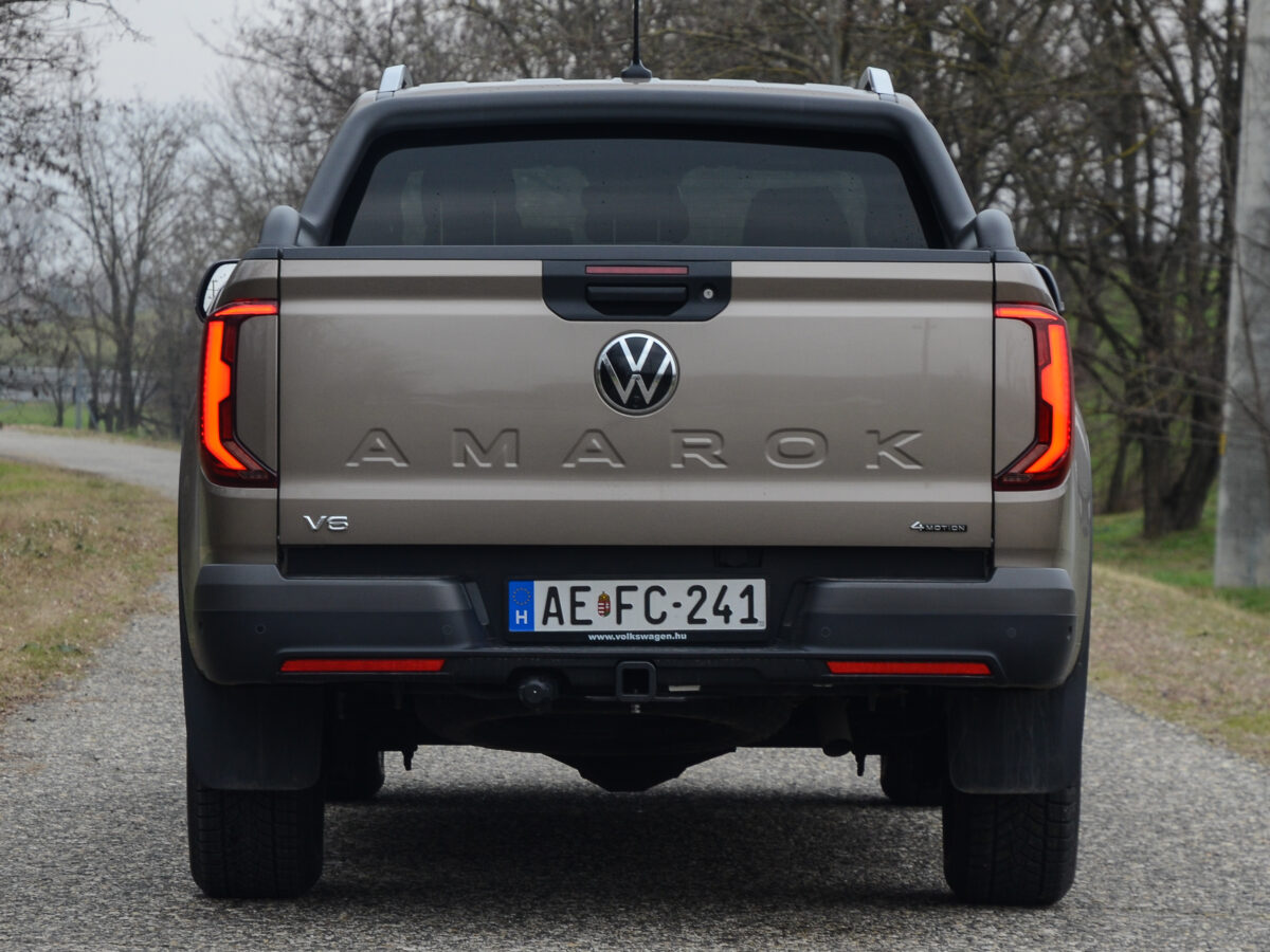VOLKSWAGEN AMAROK