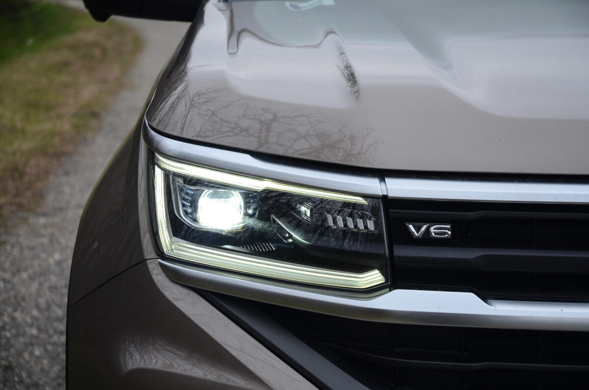 VOLKSWAGEN AMAROK