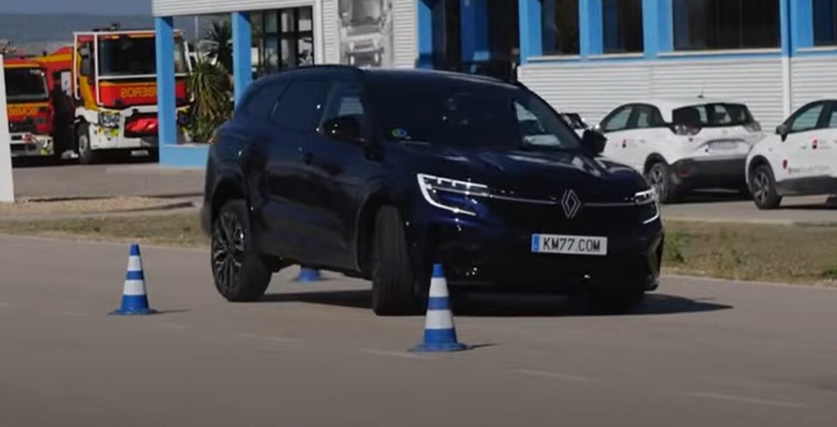 RENAULT