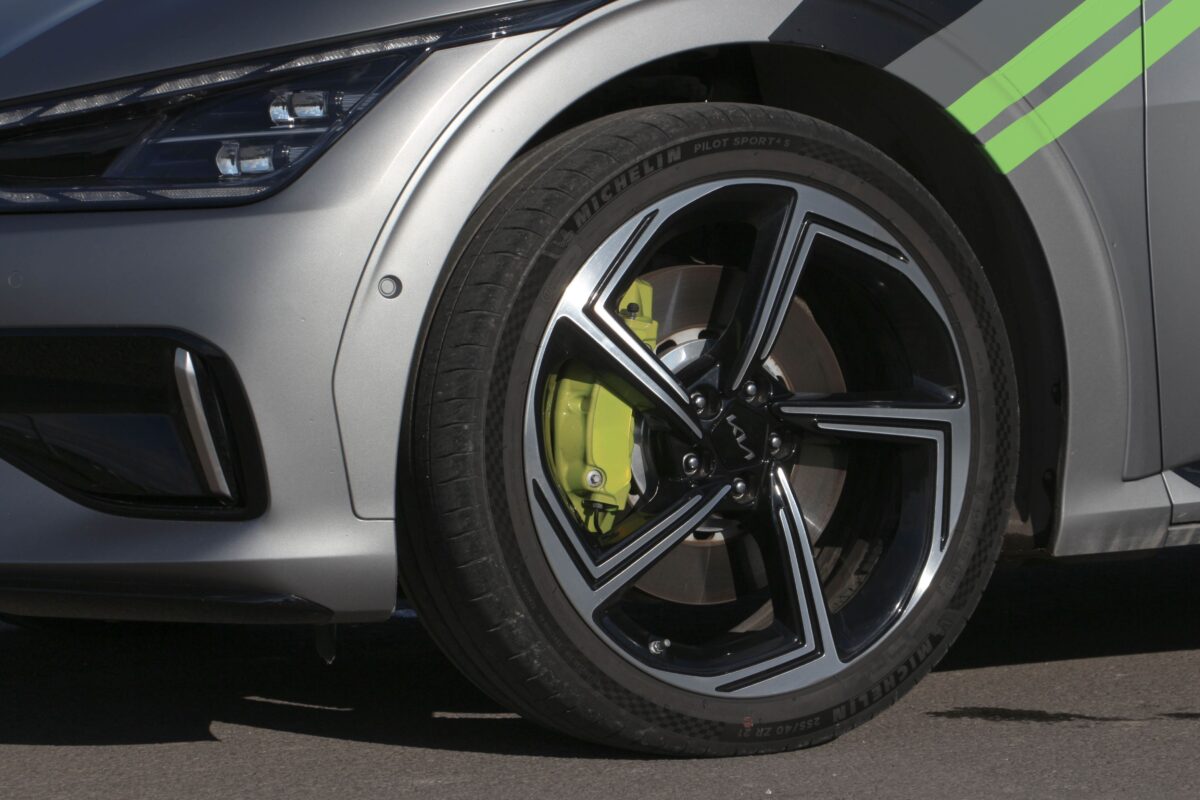 KIA EV6