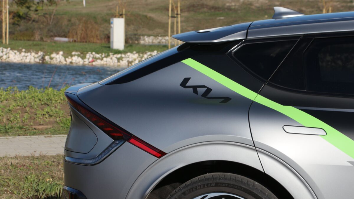 KIA EV6