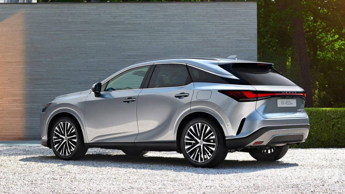 LEXUS