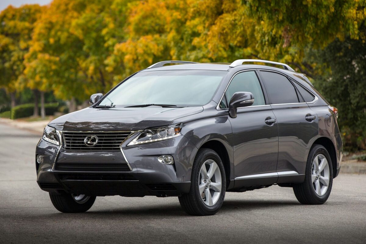 LEXUS