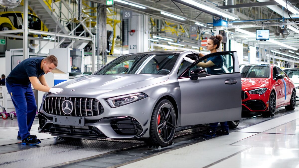 MERCEDES-BENZ
