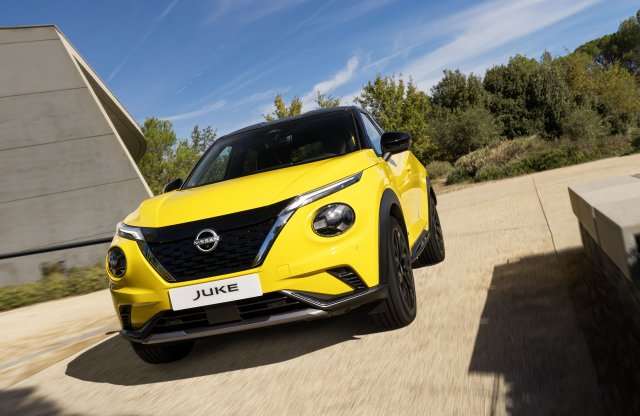 Sokat "okosodik" a ráncfelvarrással a Nissan Juke