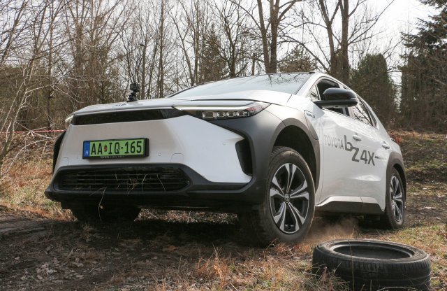 Ne ítélj a külső alapján! – Toyota bZ4X offroad menetpróba