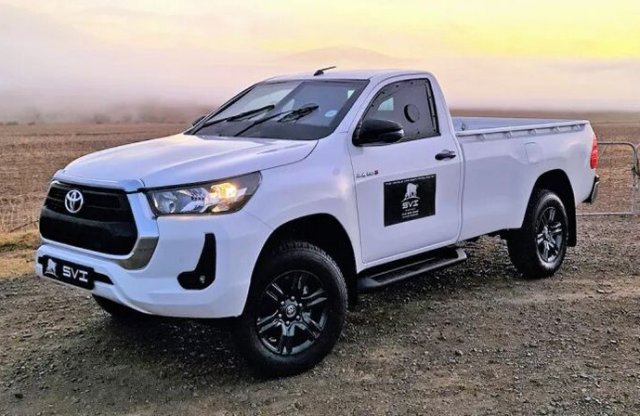 Páncélos Toyota Hilux hatmillióért, jöhet?