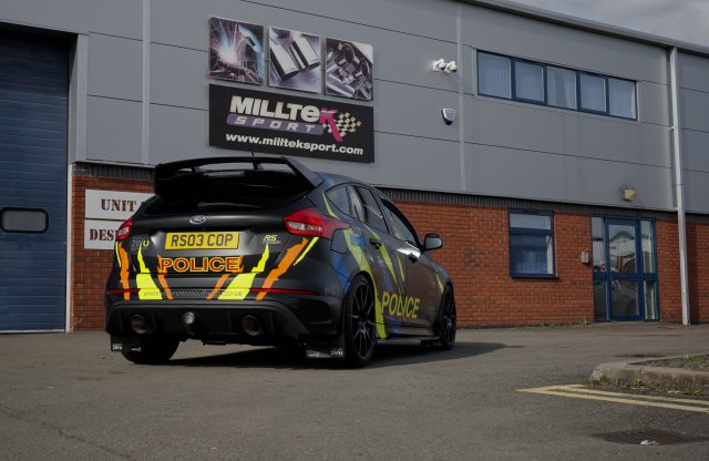 Tuningoltatja Ford Focus RS-ét a brit rendőrség
