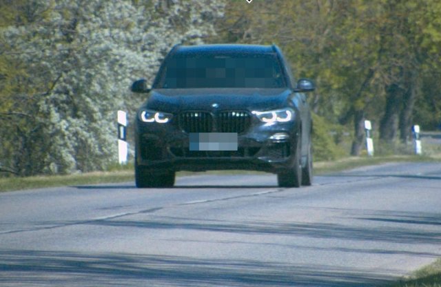 Ekkora bírságra számíthatsz, ha 170 km/órával száguldozol!