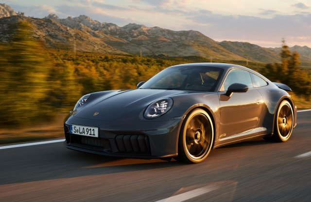 Ennek a hibrid Porschénak nem a világ megmentése a célja