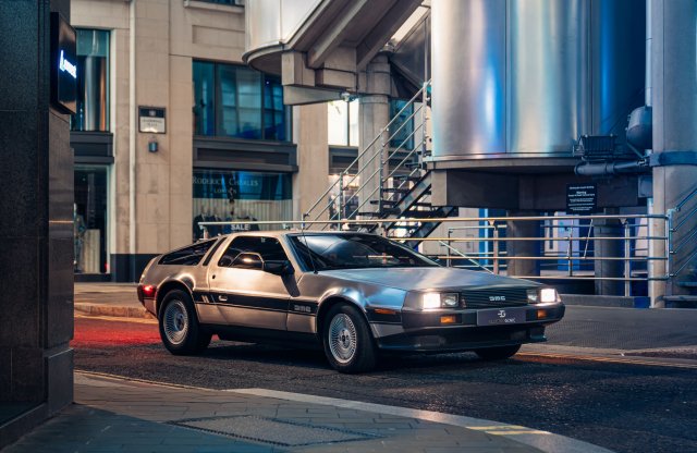 Előre a jövőbe: elektromossá alakíttatható a DeLorean DMC-12
