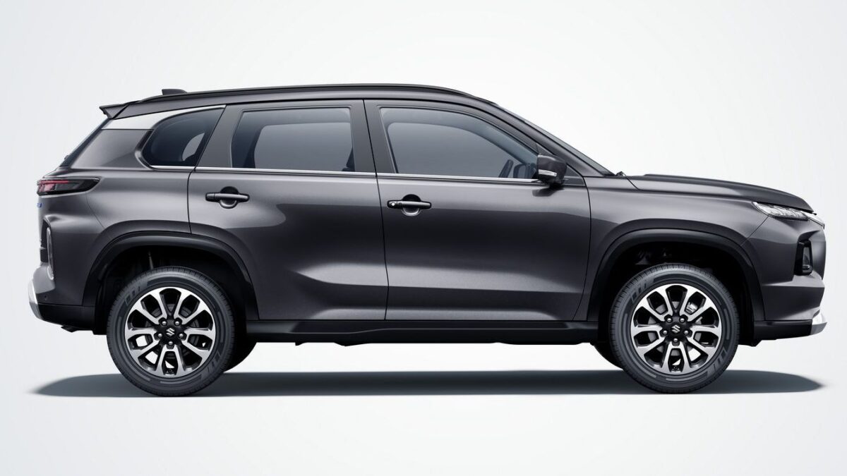SUZUKI