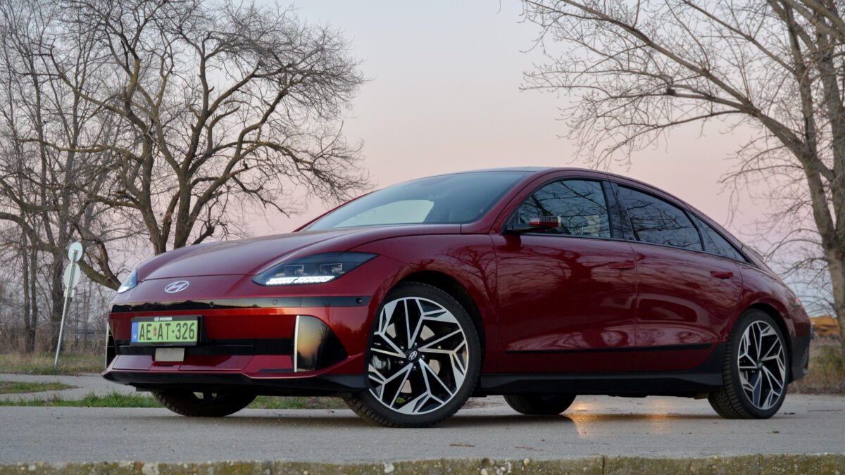 HYUNDAI IONIQ 6