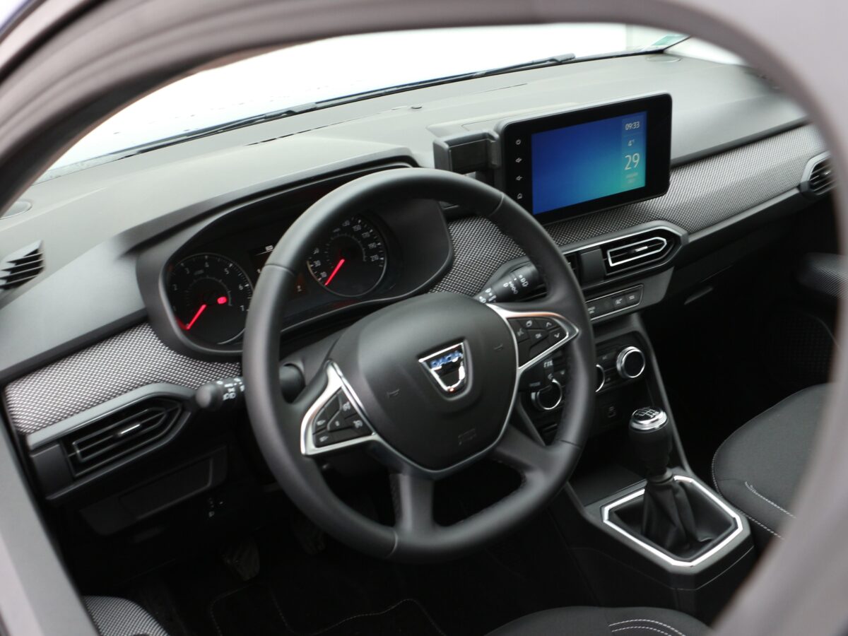 DACIA LOGAN