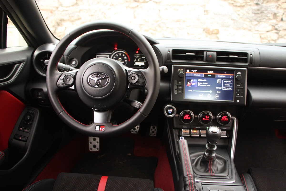 TOYOTA