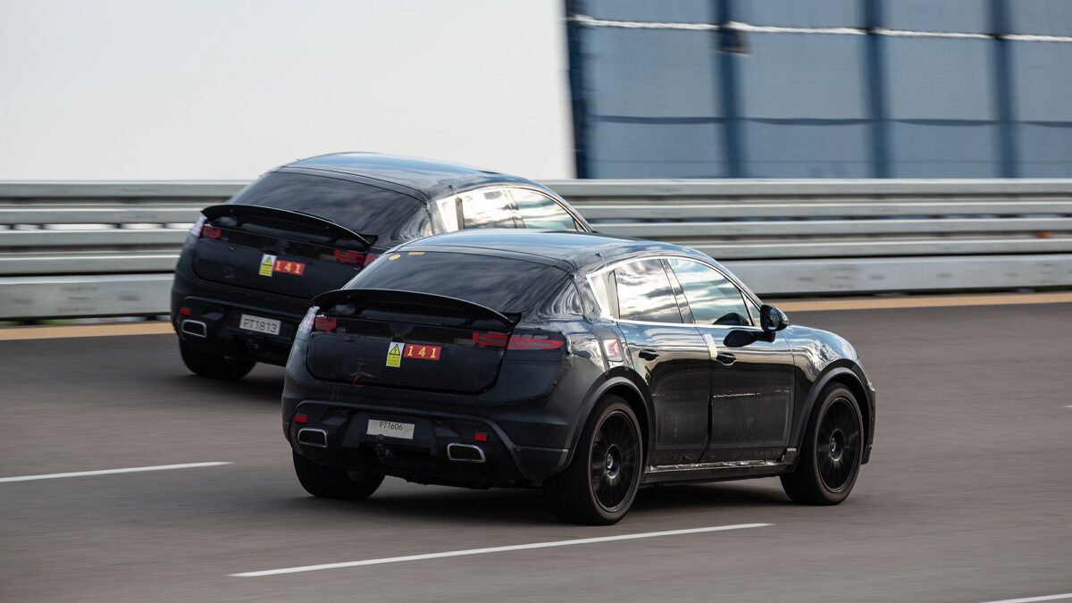 PORSCHE