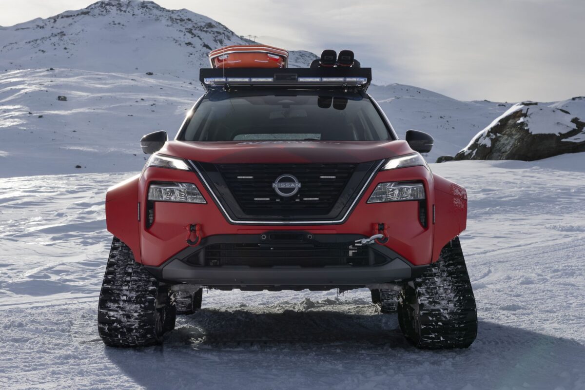 NISSAN