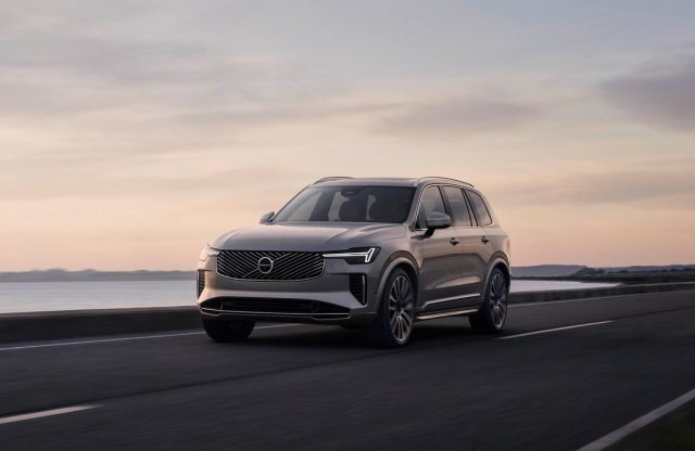 Nem kockáztat a Volvo, inkább másodjára is frissíti az XC90-est!
