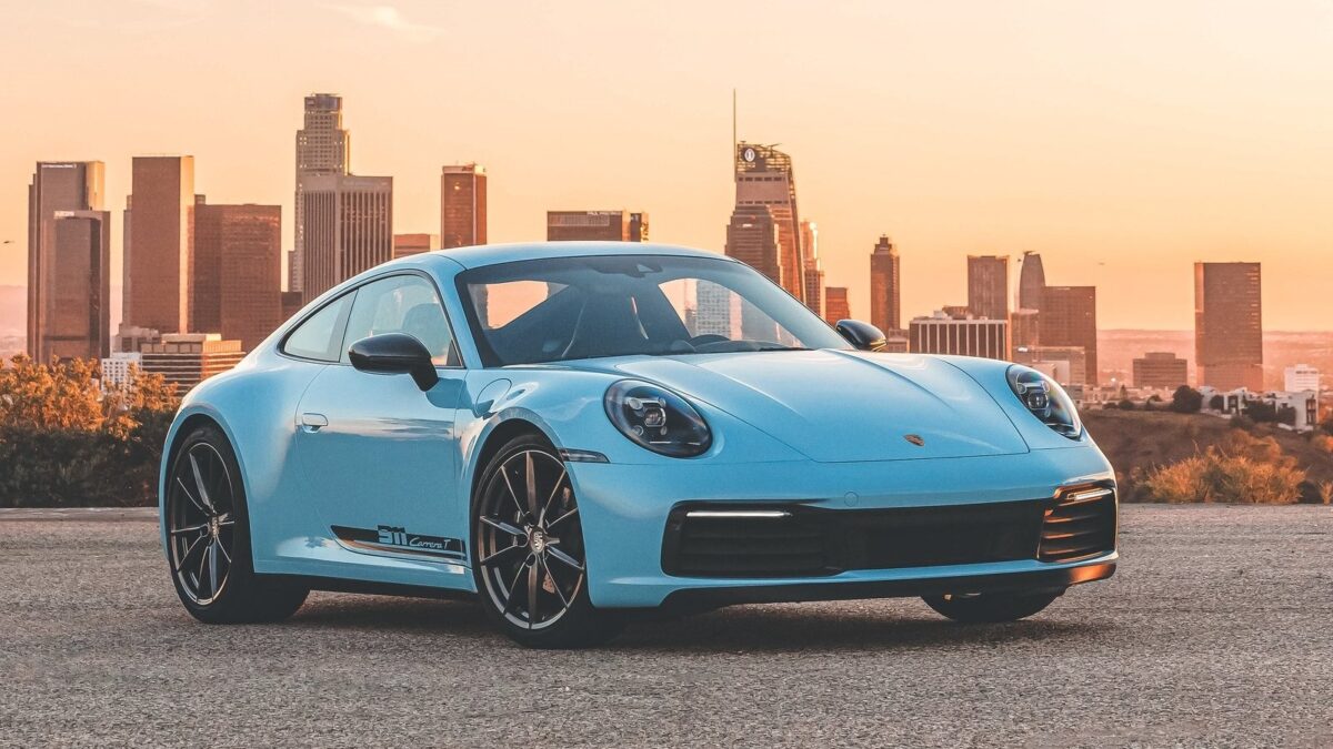 PORSCHE